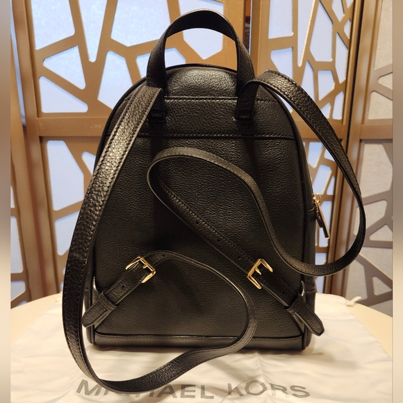 Michael Kors Rhea Medium Leather Backpack - Picture 4 of 12